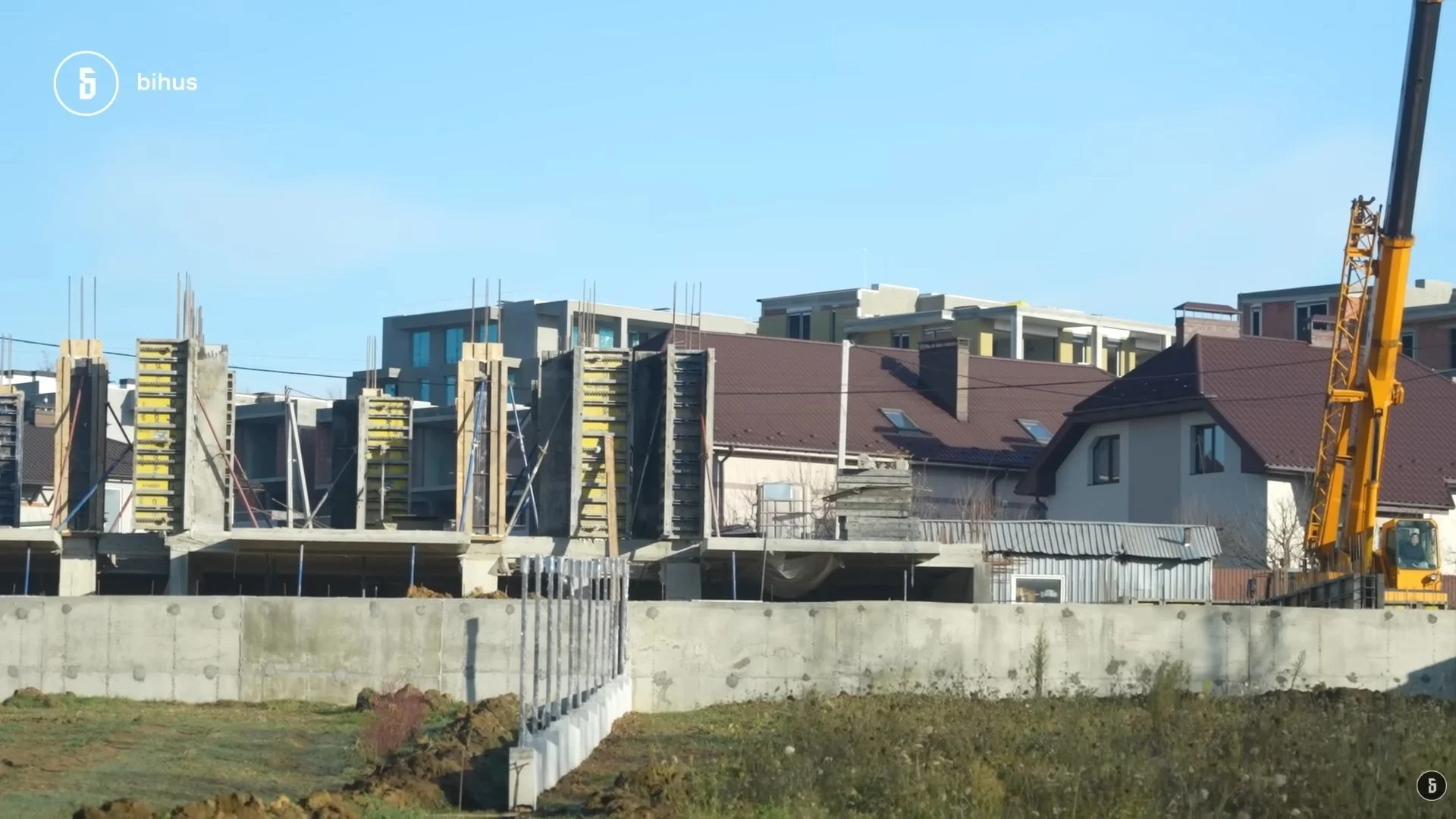 Котеджне містечко, яке будує дружина Калугіна